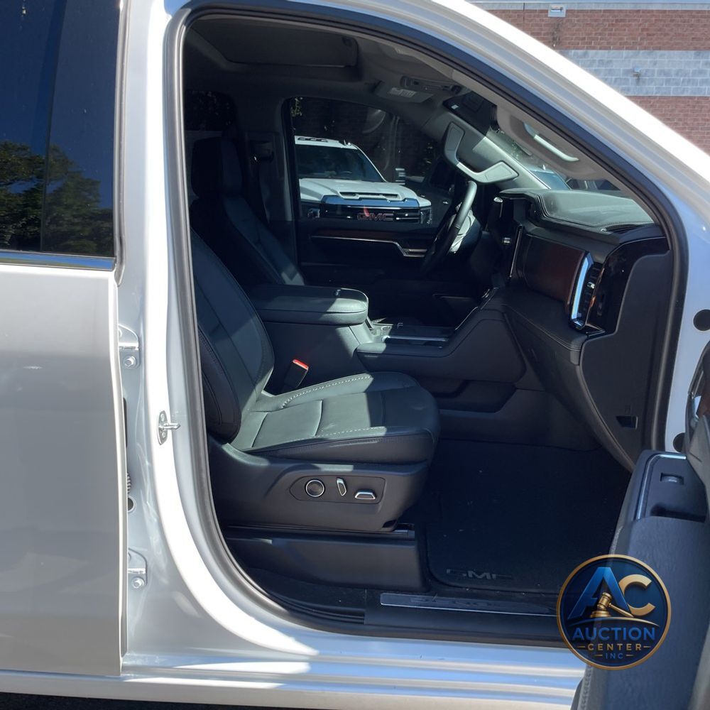 2024 GMC Sierra 3500HD Denali