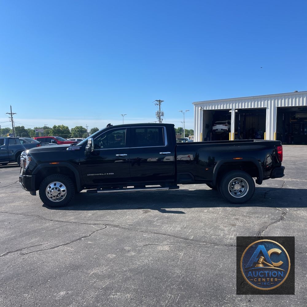 2024 GMC Sierra 3500HD Denali