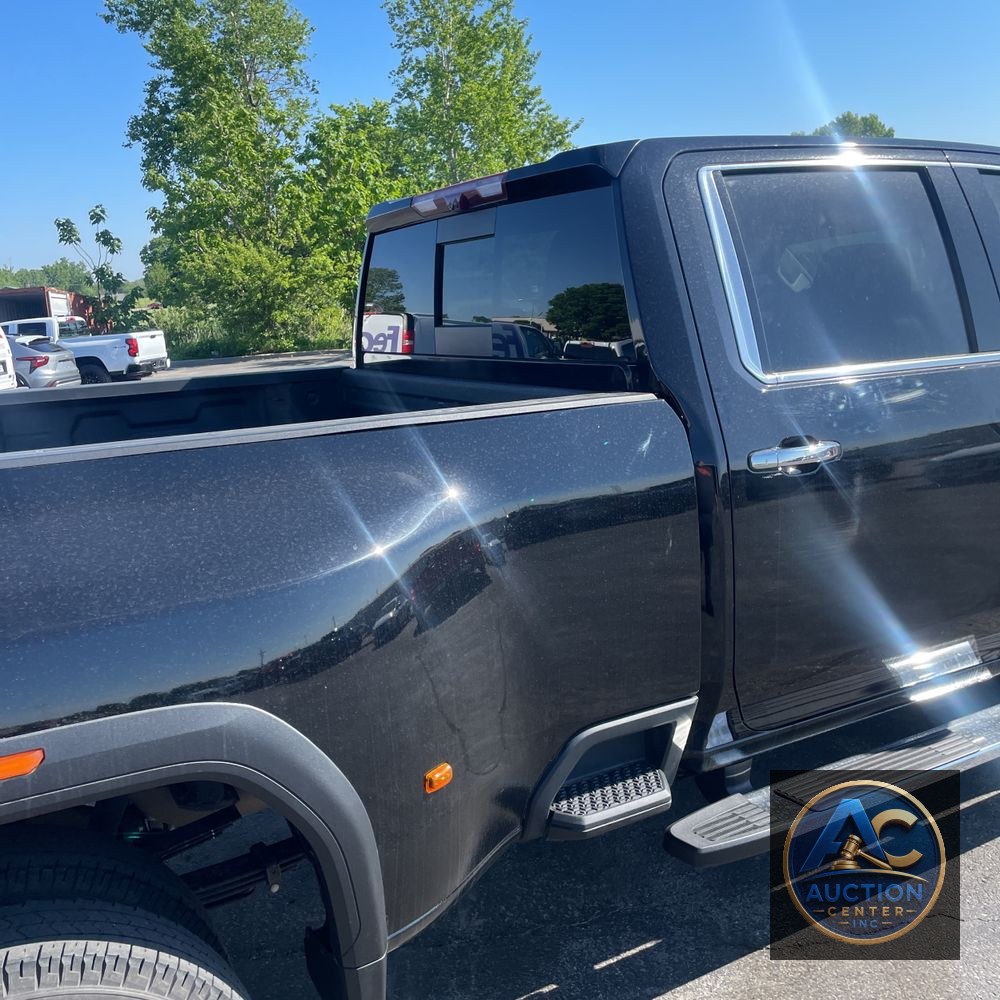 2024 GMC Sierra 3500HD Denali