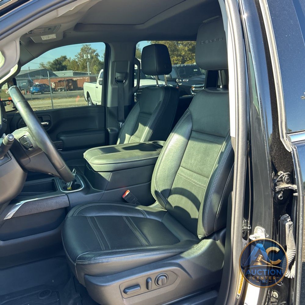 2023 GMC Sierra 3500HD Denali