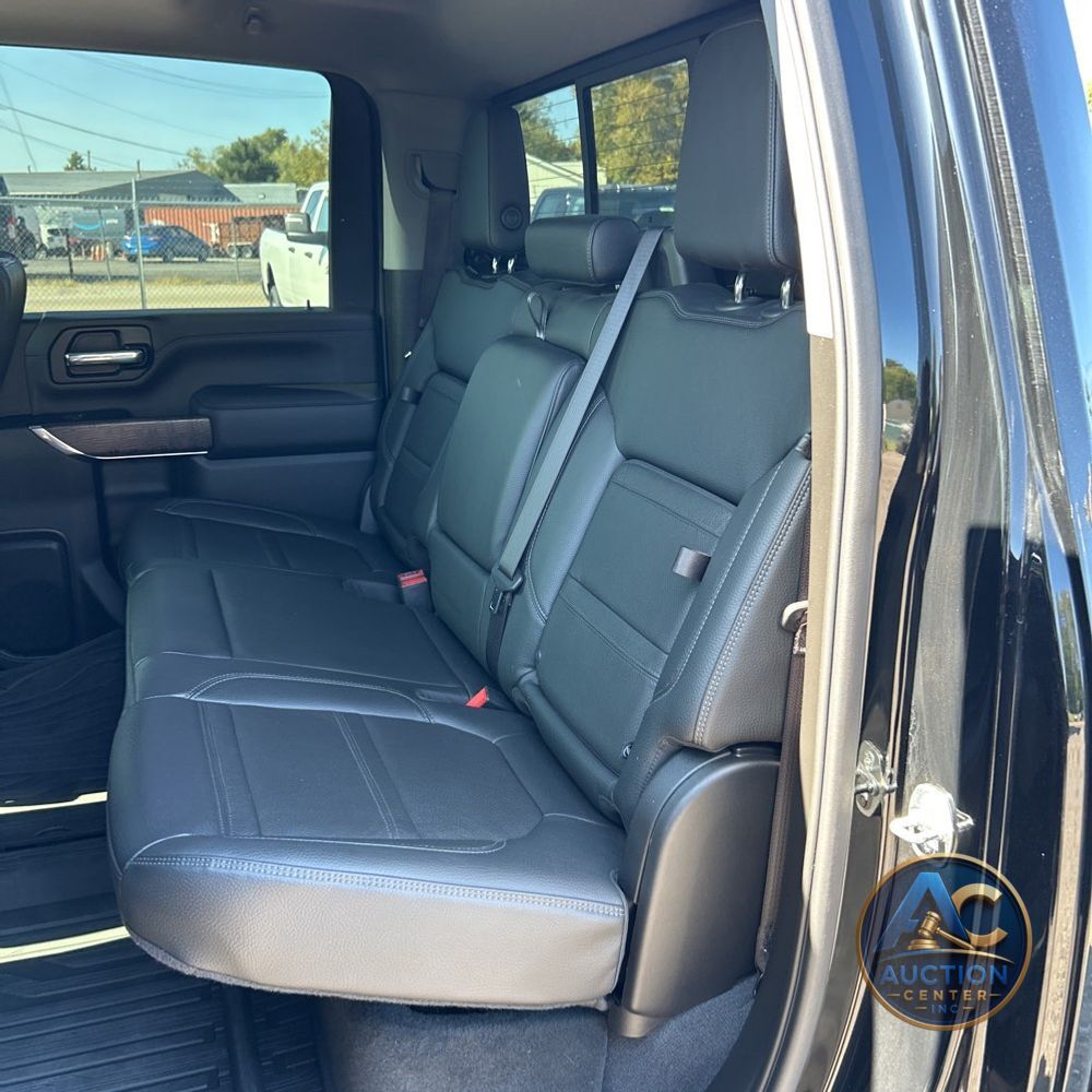 2023 GMC Sierra 3500HD Denali