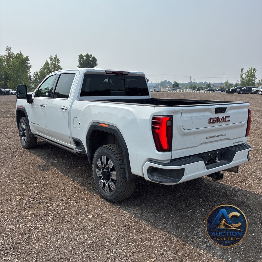2024 GMC Sierra 3500 Denali