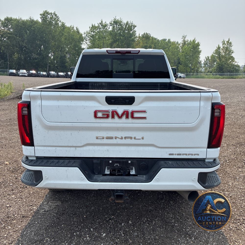 2024 GMC Sierra 3500 Denali