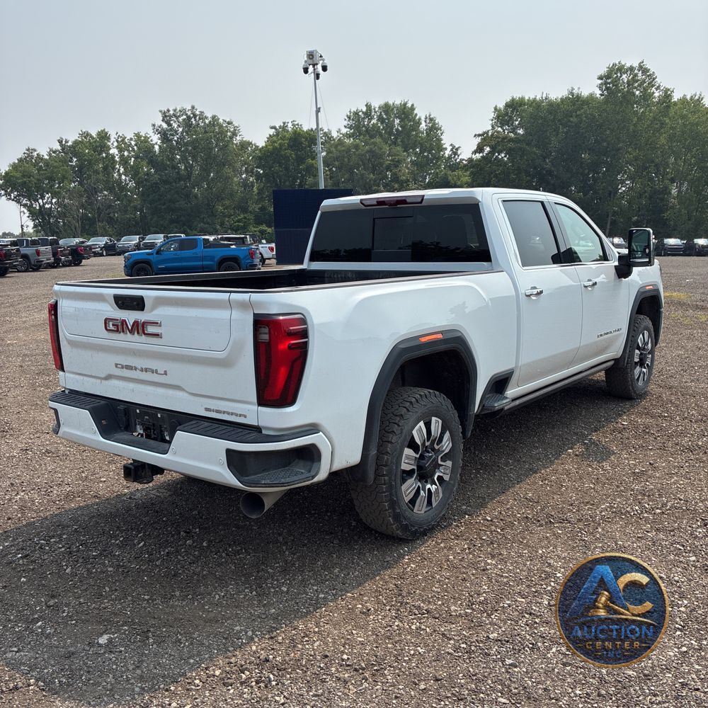2024 GMC Sierra 3500 Denali