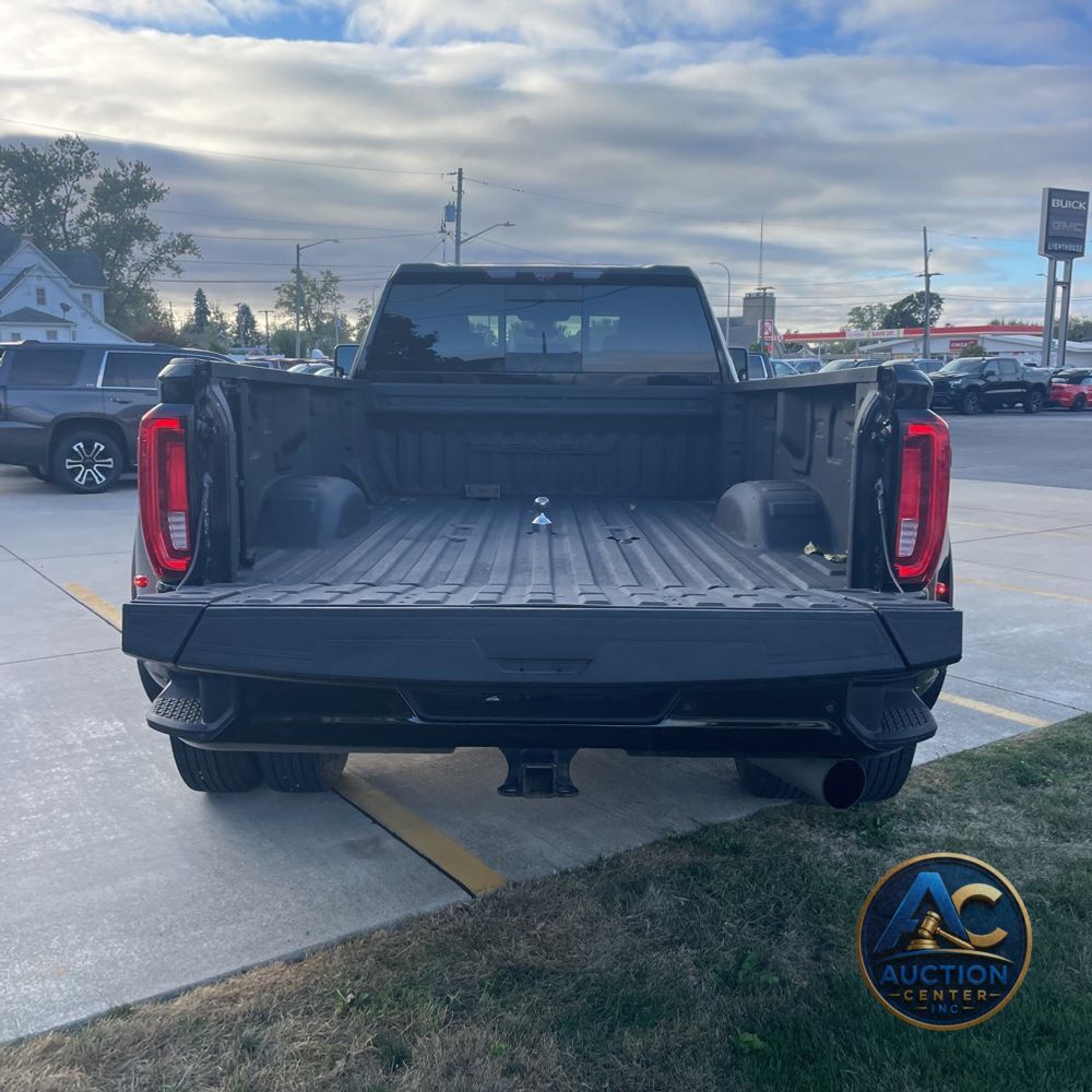 2023 GMC Sierra 3500 Denali