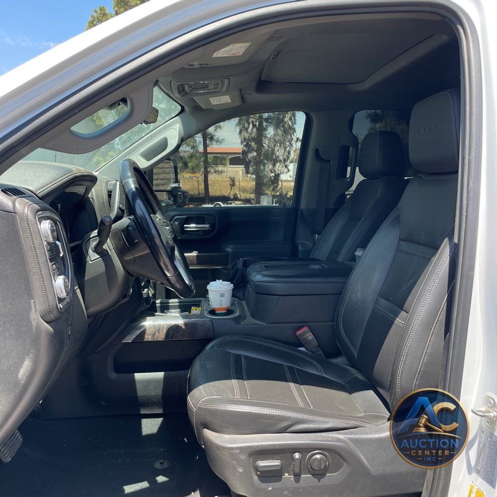 2022 GMC Sierra 3500HD Denali