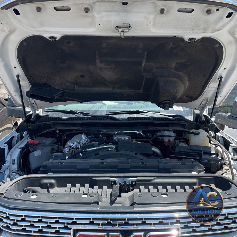 2022 GMC Sierra 3500HD Denali