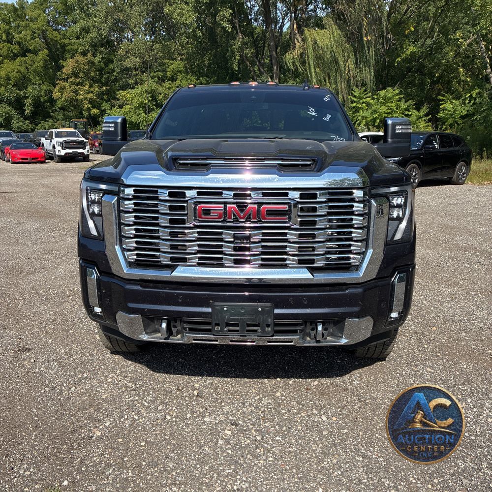 2024 GMC Sierra 3500 Denali