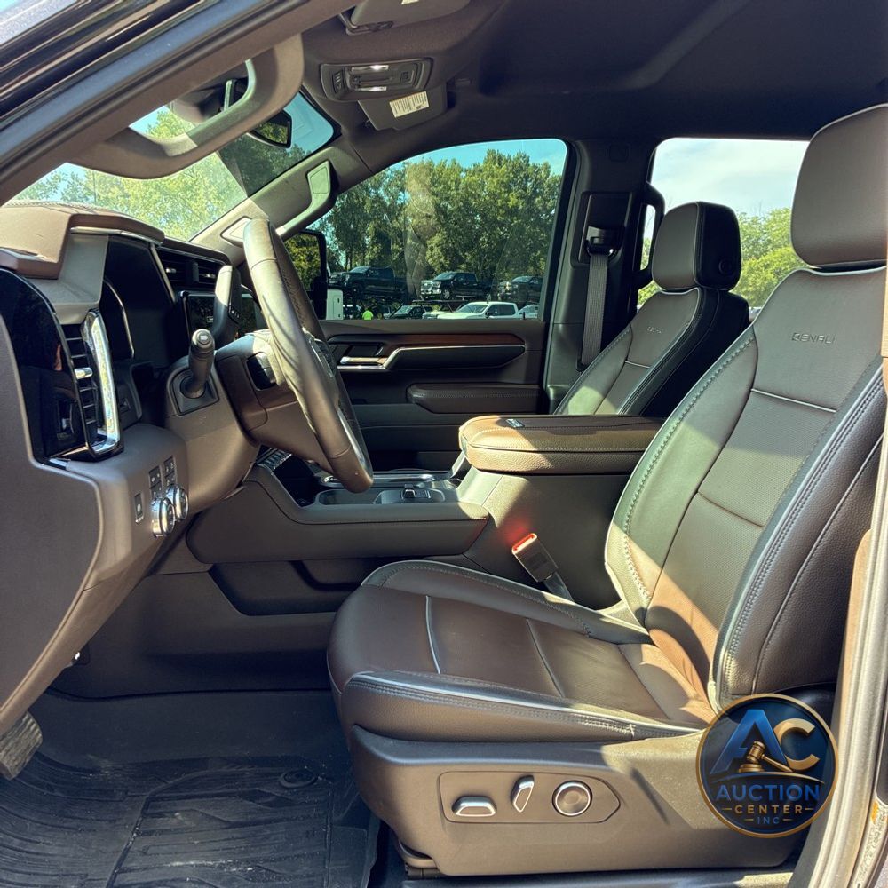 2024 GMC Sierra 3500 Denali