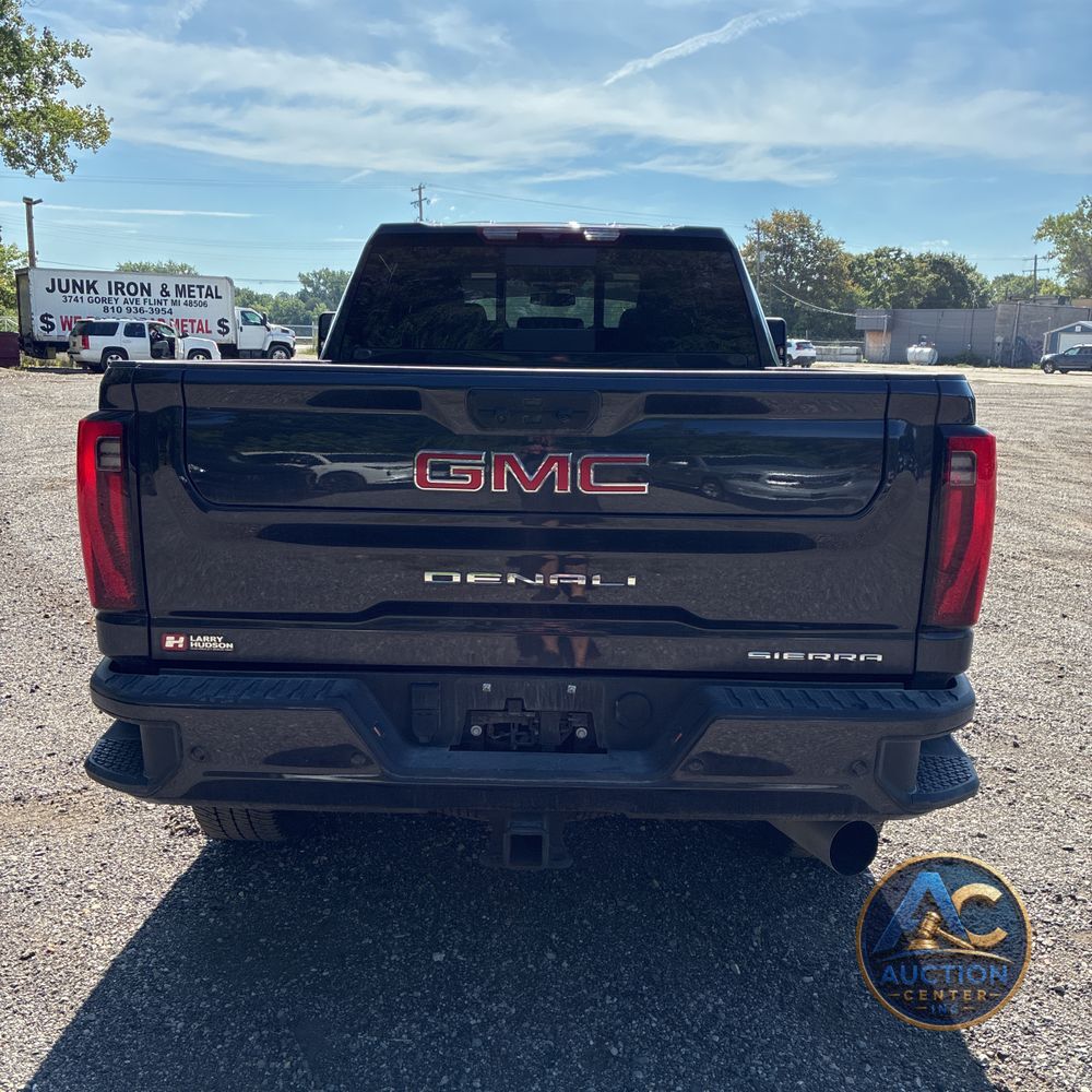 2024 GMC Sierra 3500 Denali
