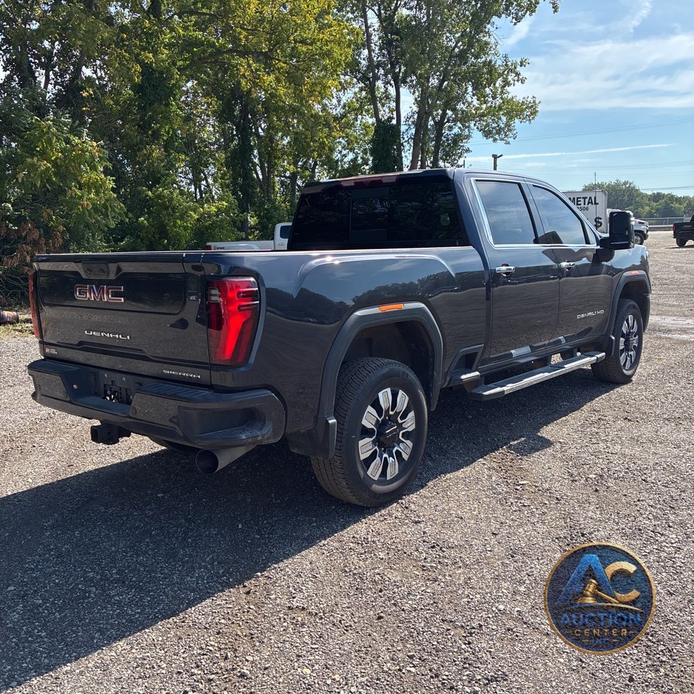2024 GMC Sierra 3500 Denali