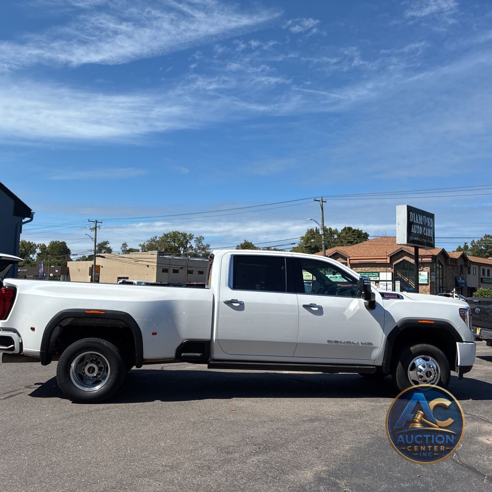 2023 GMC Sierra 3500HD Denali