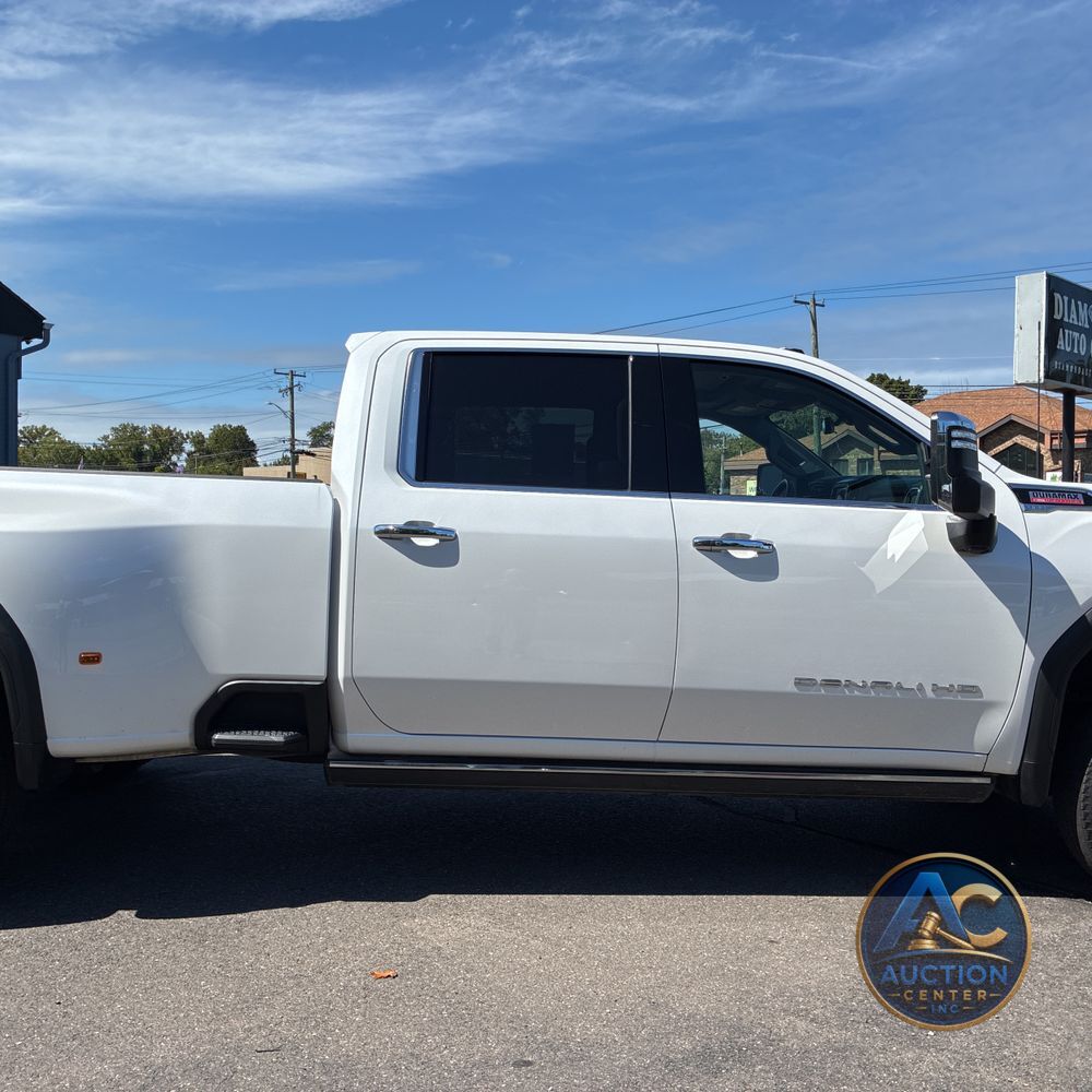 2023 GMC Sierra 3500HD Denali