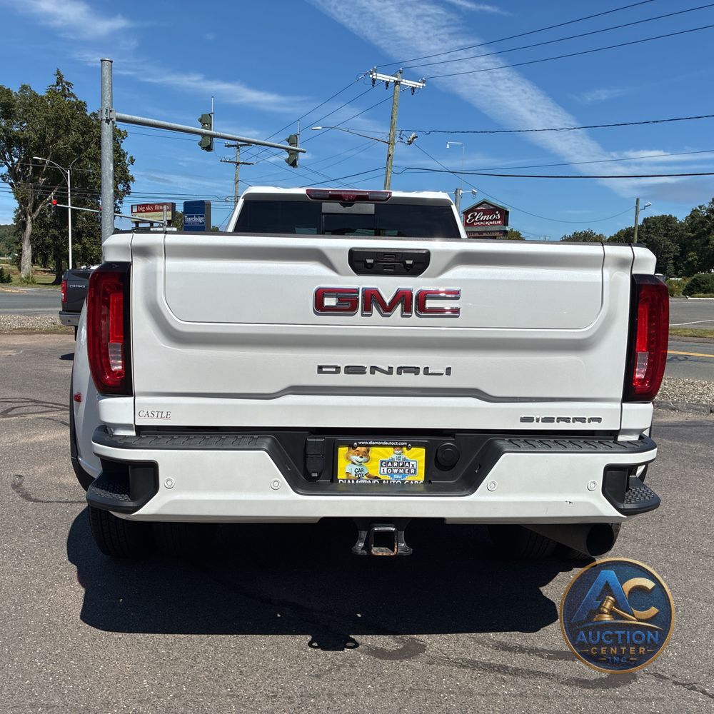 2023 GMC Sierra 3500HD Denali