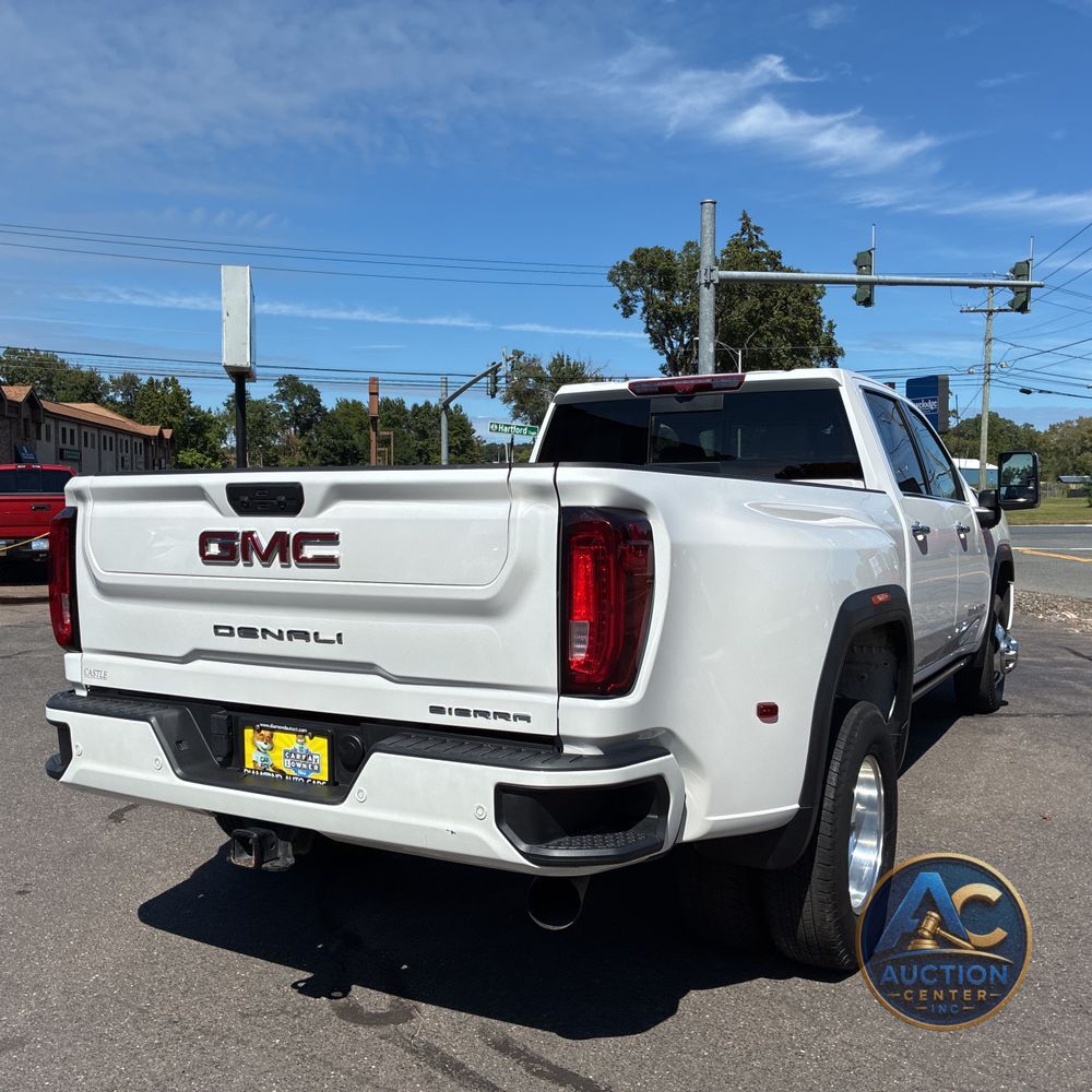 2023 GMC Sierra 3500HD Denali