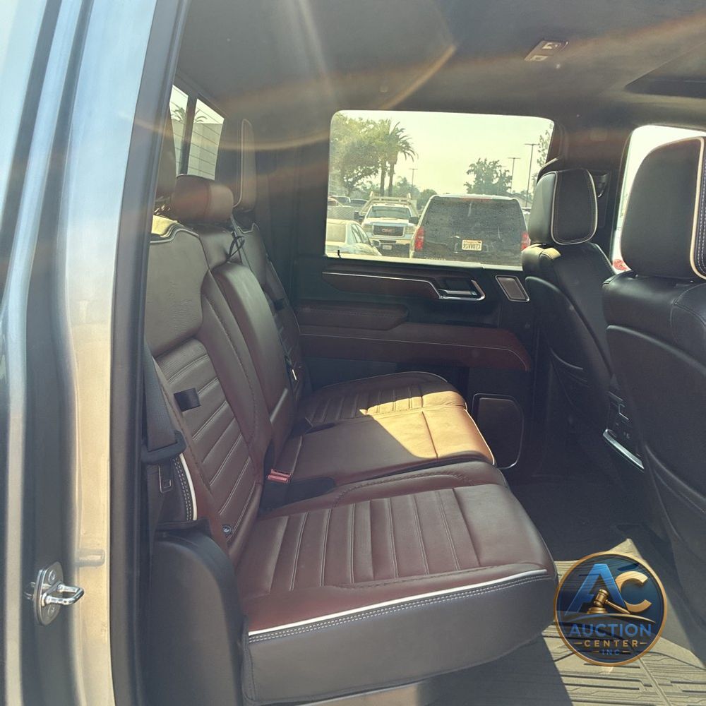 2024 GMC Sierra 2500HD Denali Ultimate