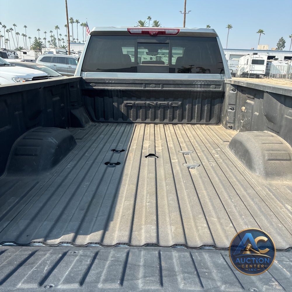 2024 GMC Sierra 2500HD Denali Ultimate