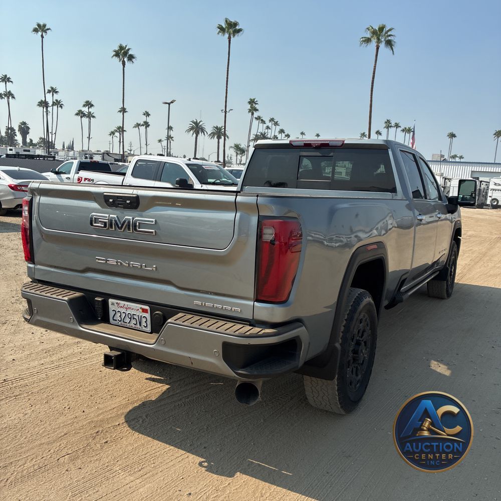 2024 GMC Sierra 2500HD Denali Ultimate