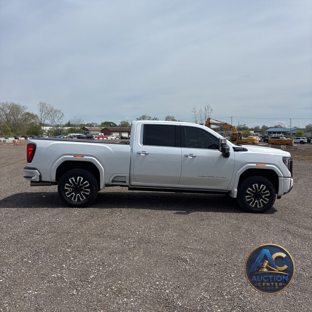 2024 GMC Sierra 2500 Denali Ultimate