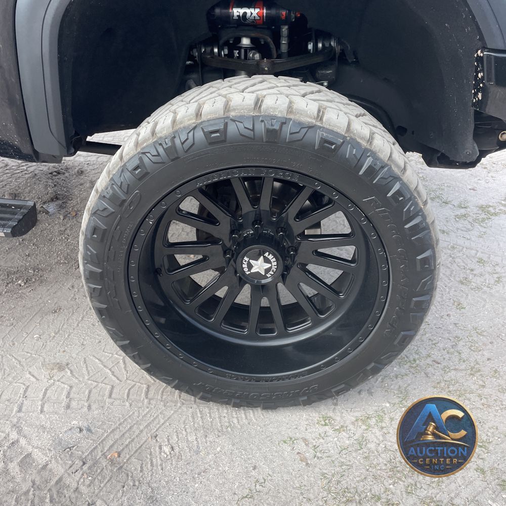 2024 GMC Sierra 2500HD Denali Ultimate