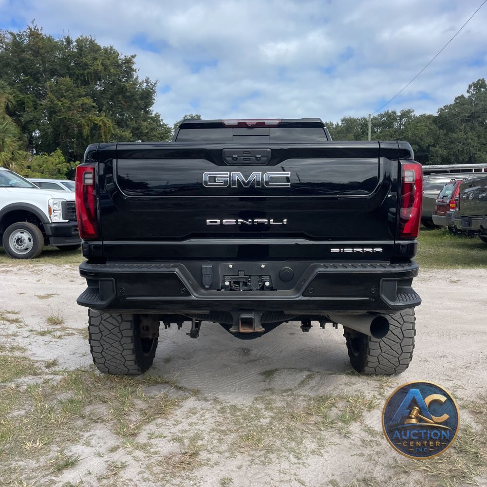 2024 GMC Sierra 2500HD Denali Ultimate