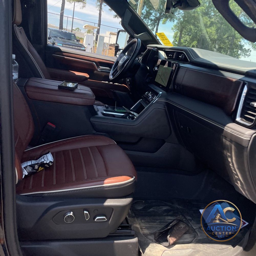 2024 GMC Sierra 2500HD Denali Ultimate