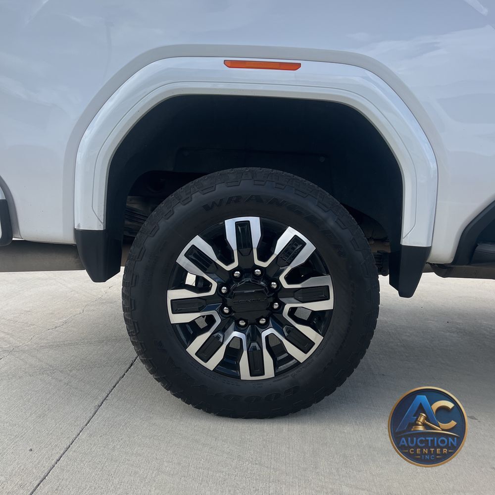 2024 GMC Sierra 2500HD Denali Ultimate