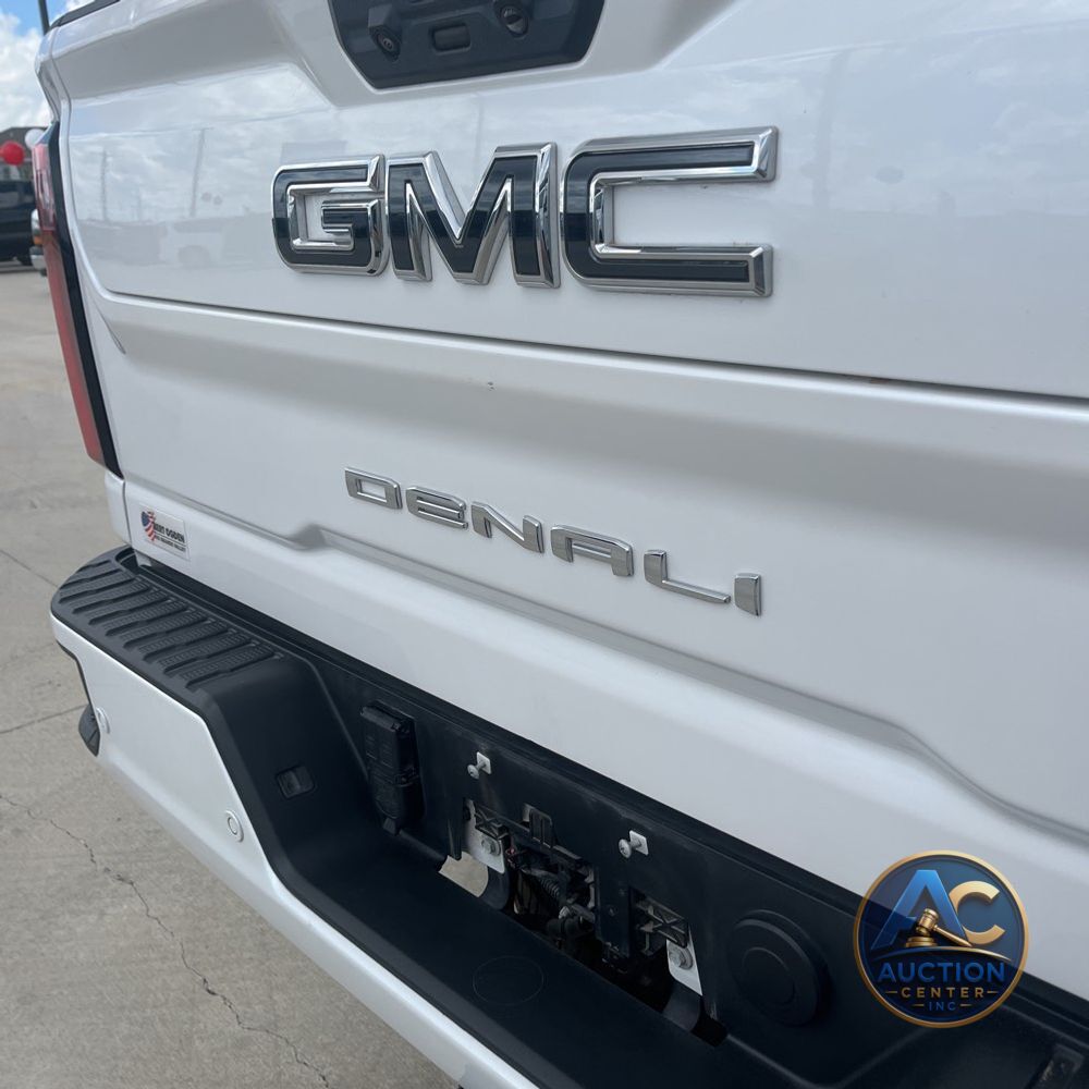 2024 GMC Sierra 2500HD Denali Ultimate