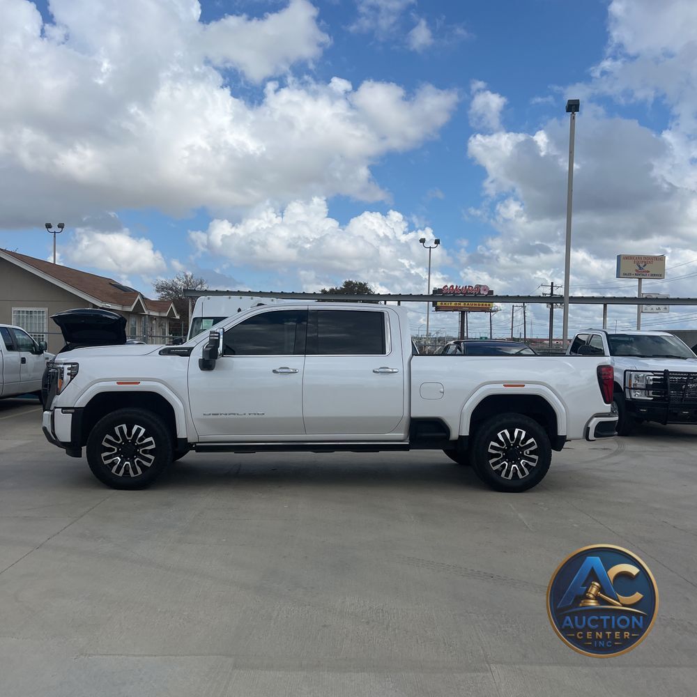 2024 GMC Sierra 2500HD Denali Ultimate
