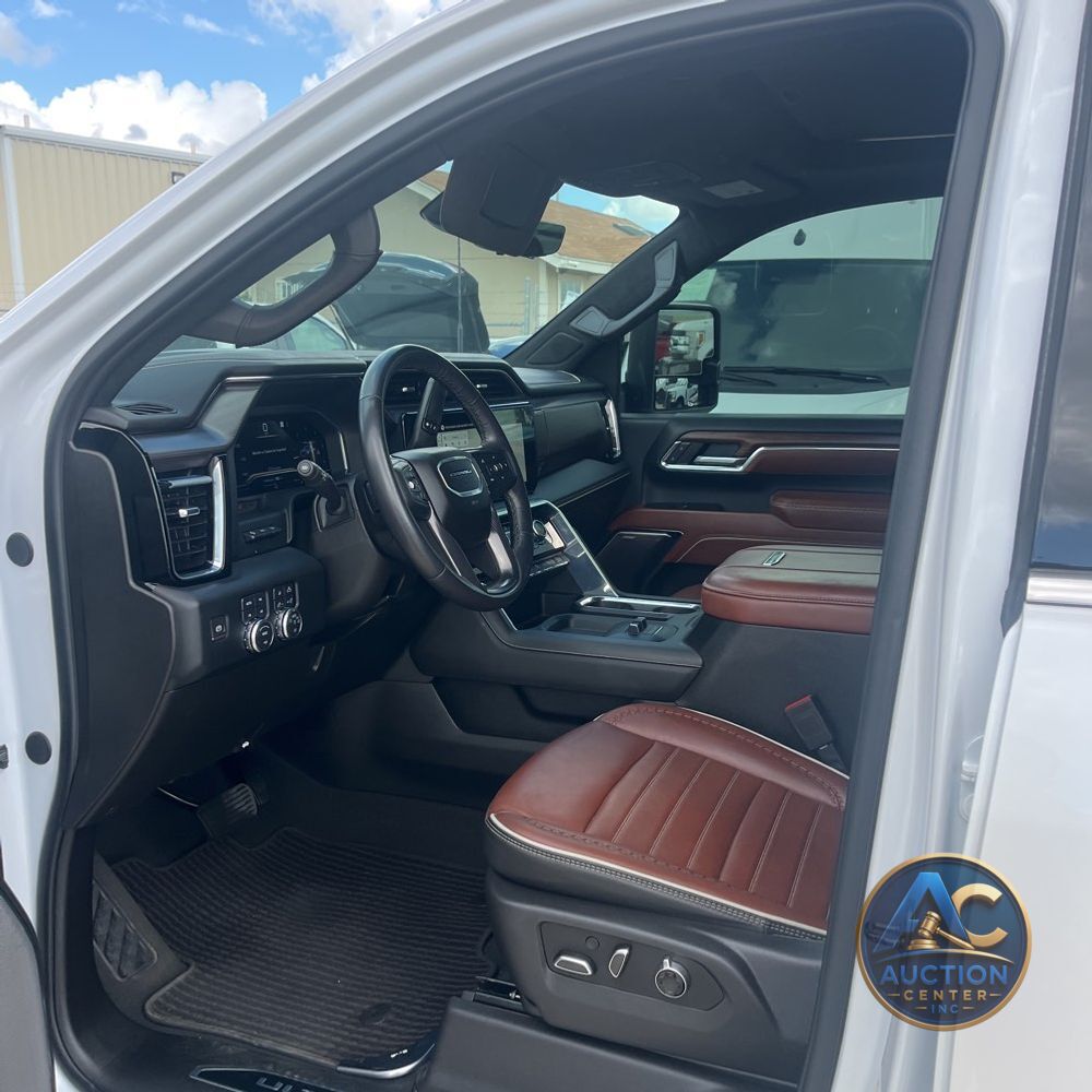 2024 GMC Sierra 2500HD Denali Ultimate