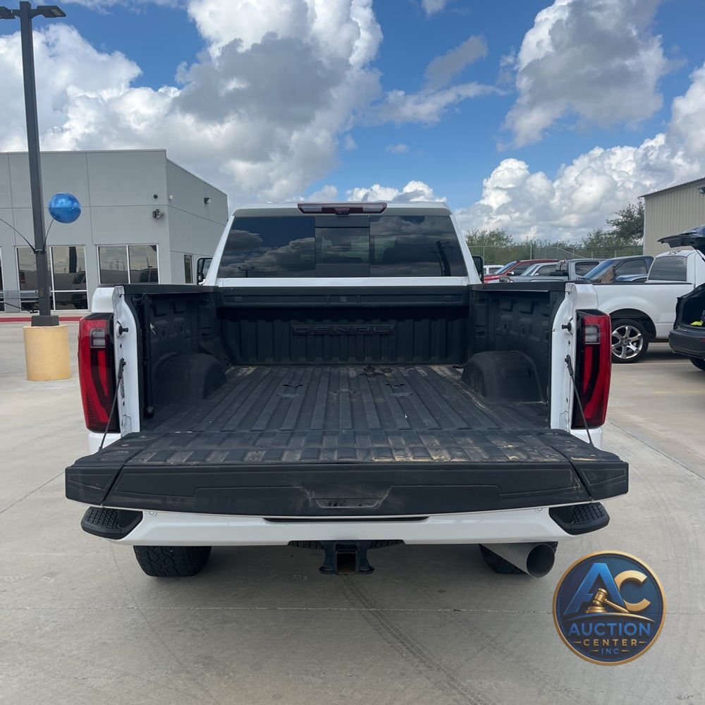 2024 GMC Sierra 2500HD Denali Ultimate
