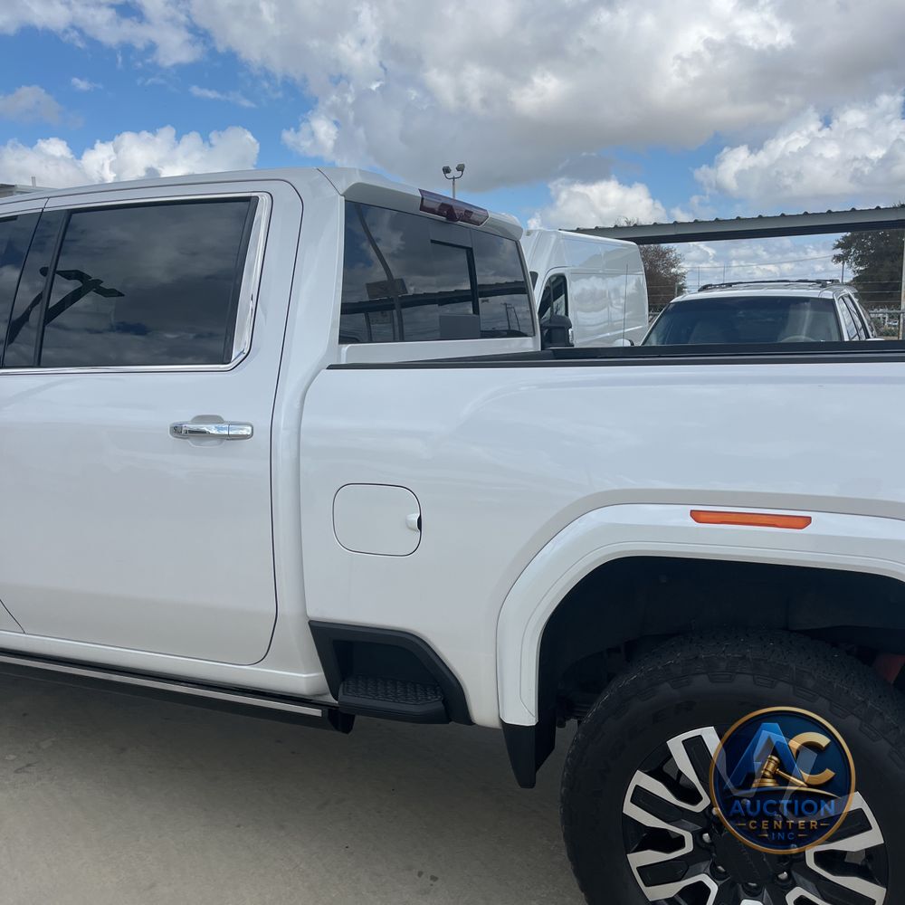 2024 GMC Sierra 2500HD Denali Ultimate