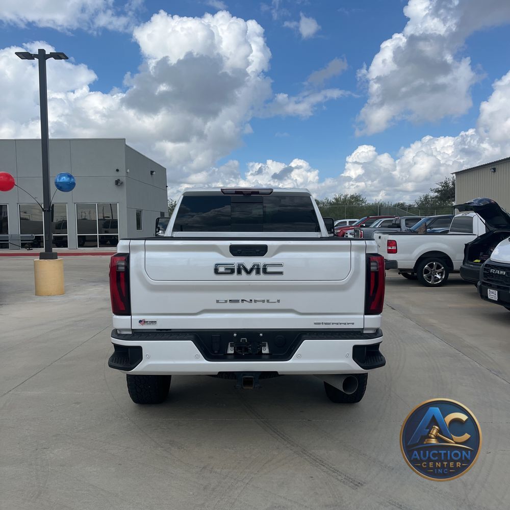 2024 GMC Sierra 2500HD Denali Ultimate