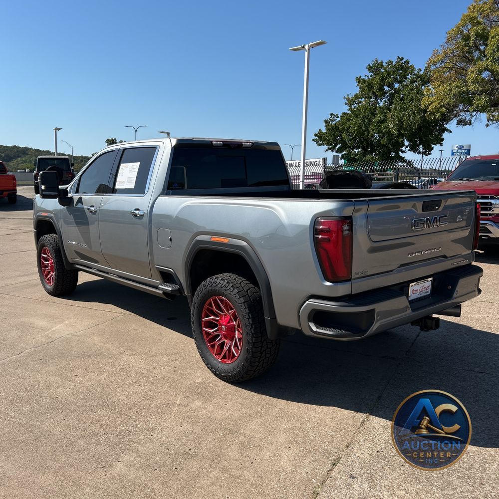 2024 GMC Sierra 2500HD Denali Ultimate
