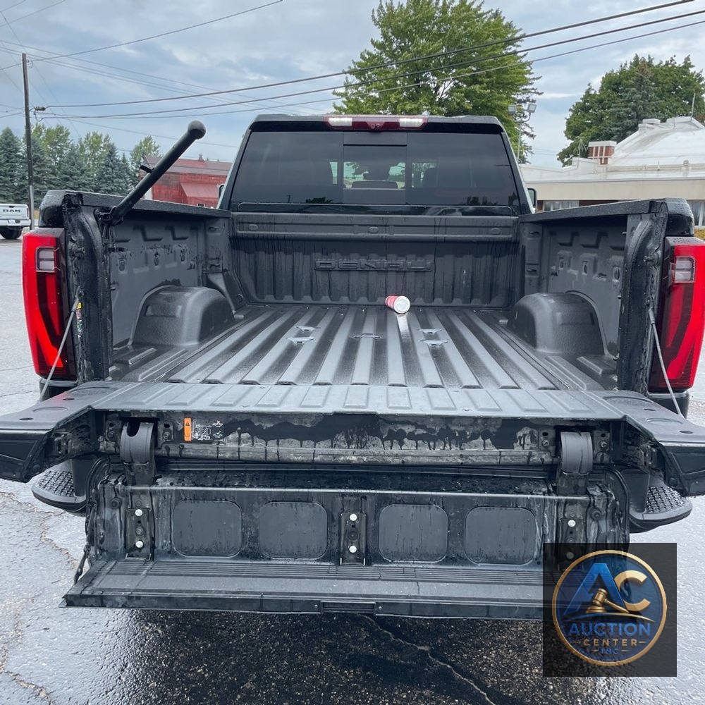 2024 GMC Sierra 2500HD Denali Ultimate