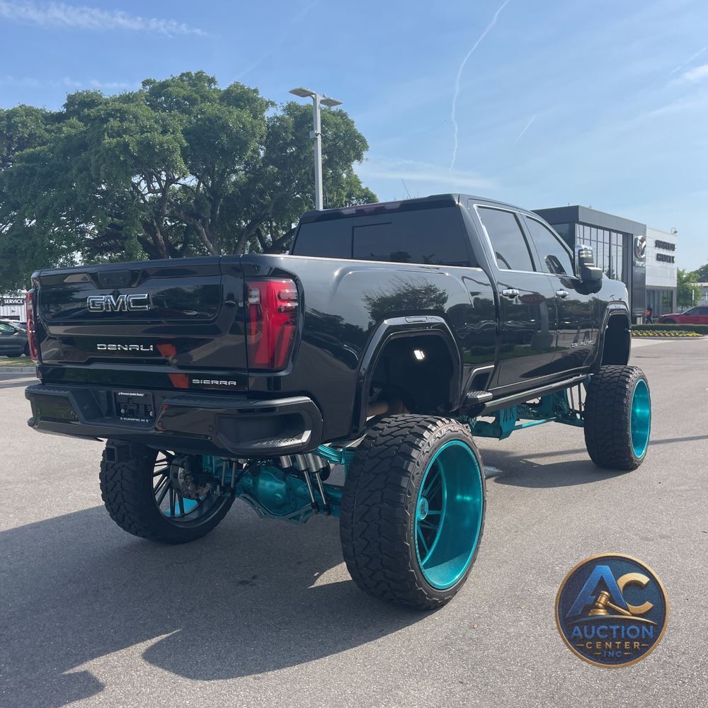 2024 GMC Sierra 2500HD Denali Ultimate