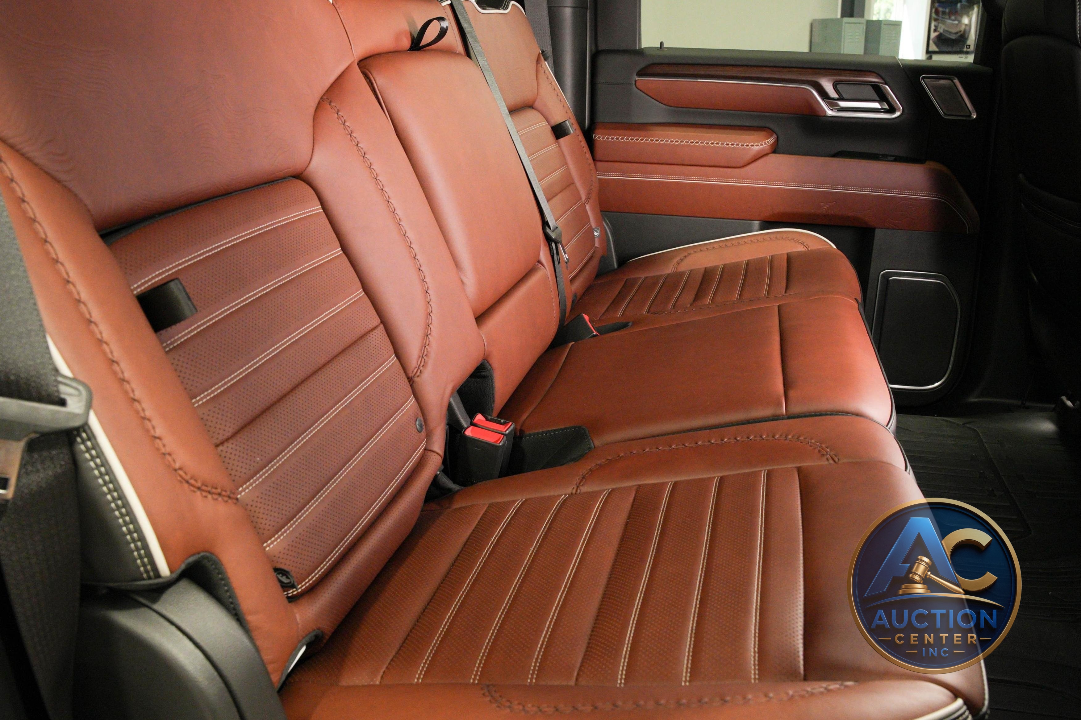 2024 GMC Sierra 3500HD Denali Ultimate Crew Cab