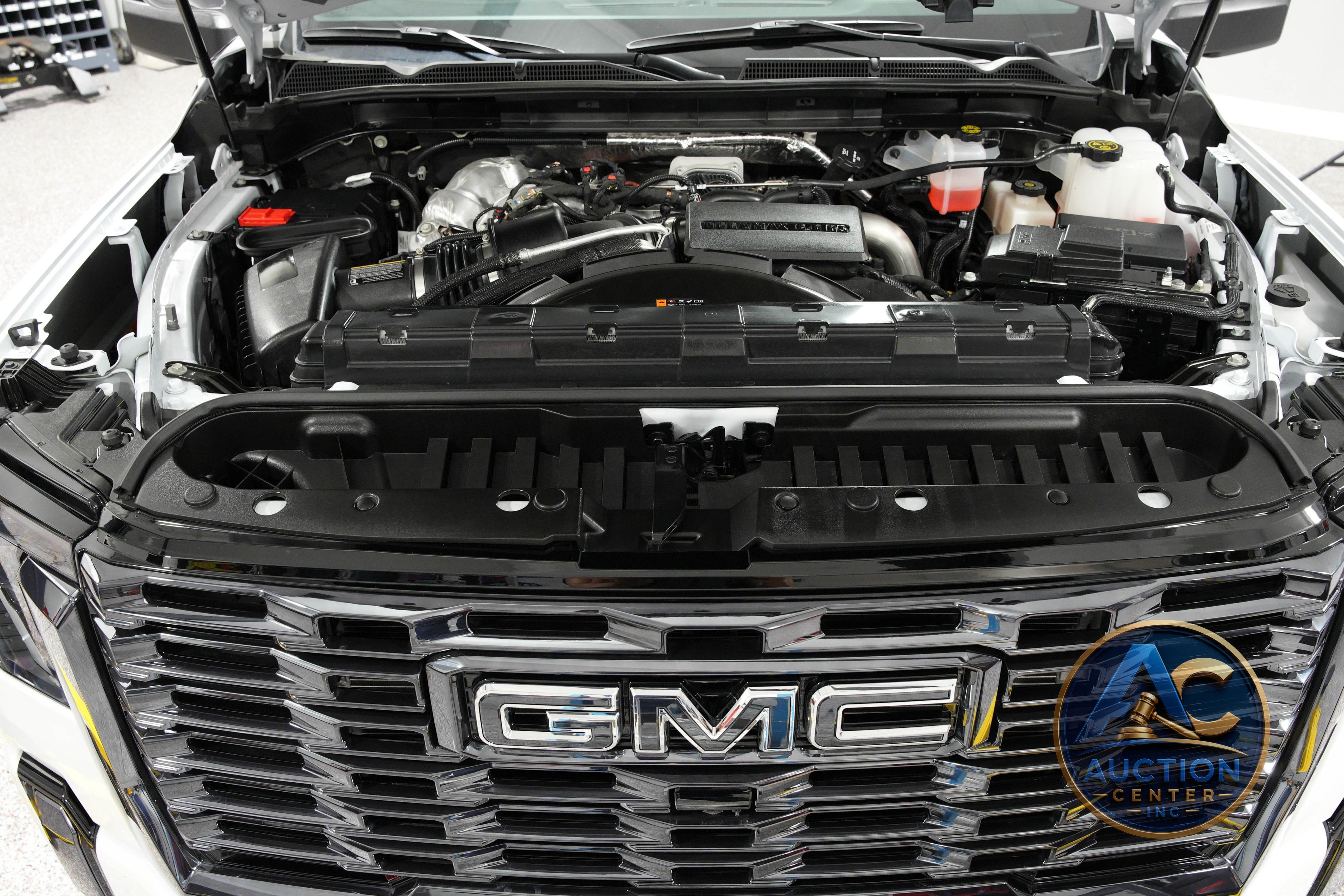 2024 GMC Sierra 3500HD Denali Ultimate Crew Cab