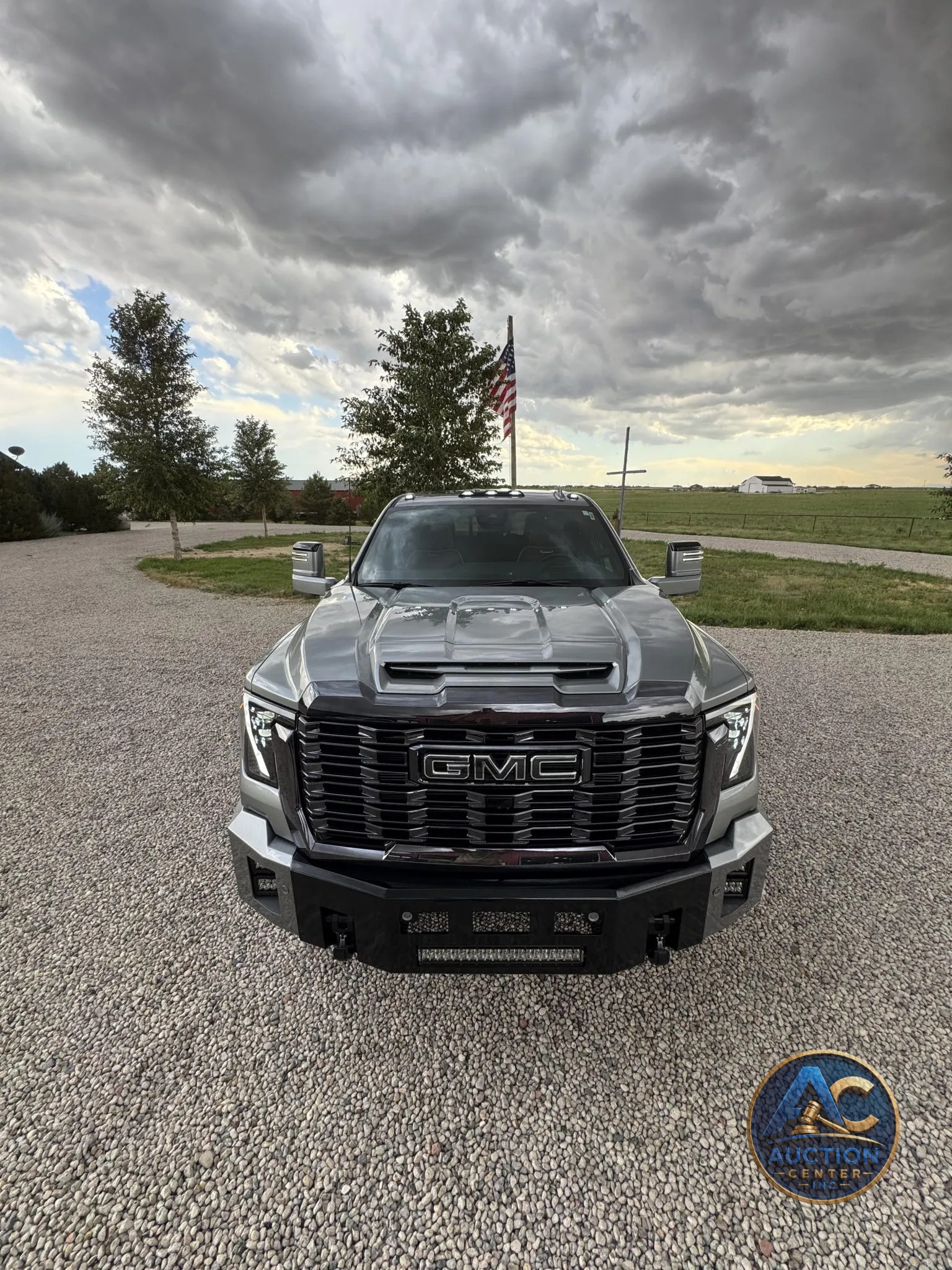 2024 GMC Sierra 3500HD Denali Ultimate Crew Cab Duallн