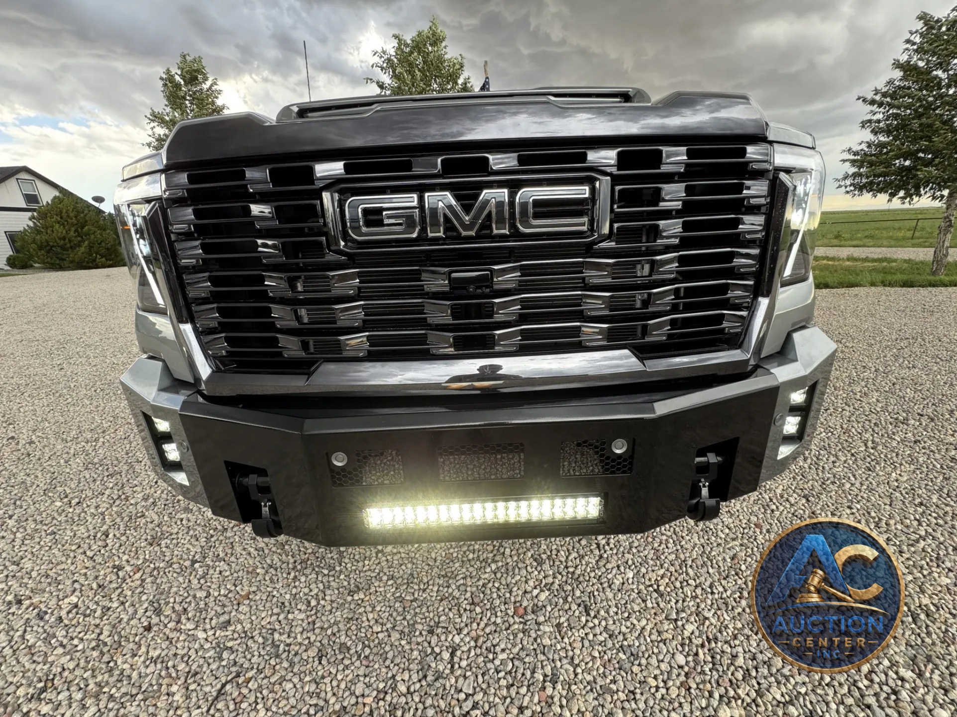 2024 GMC Sierra 3500HD Denali Ultimate Crew Cab Duallн