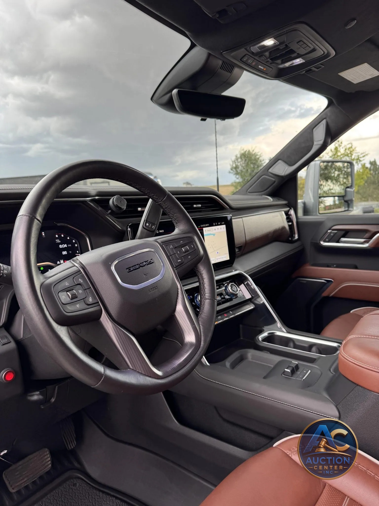 2024 GMC Sierra 3500HD Denali Ultimate Crew Cab Duallн