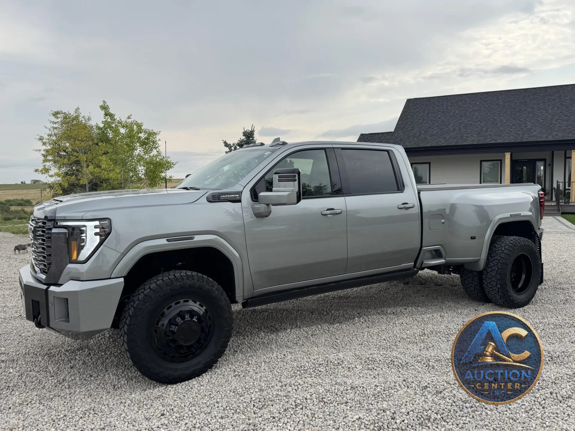 2024 GMC Sierra 3500HD Denali Ultimate Crew Cab Duallн