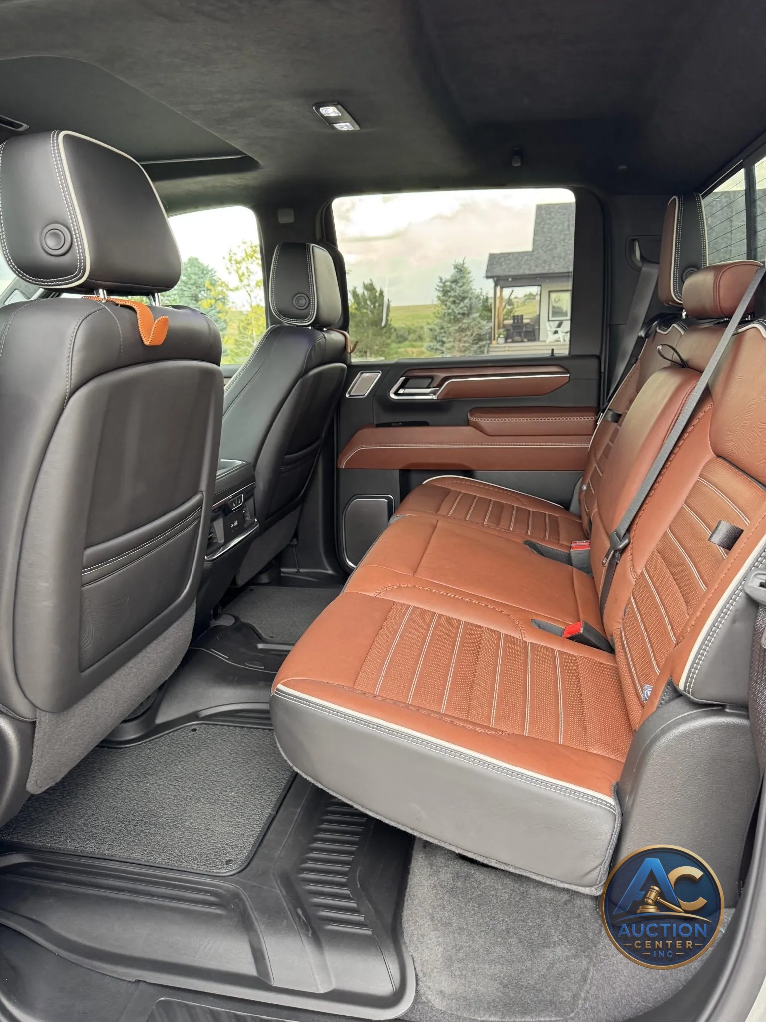 2024 GMC Sierra 3500HD Denali Ultimate Crew Cab Duallн
