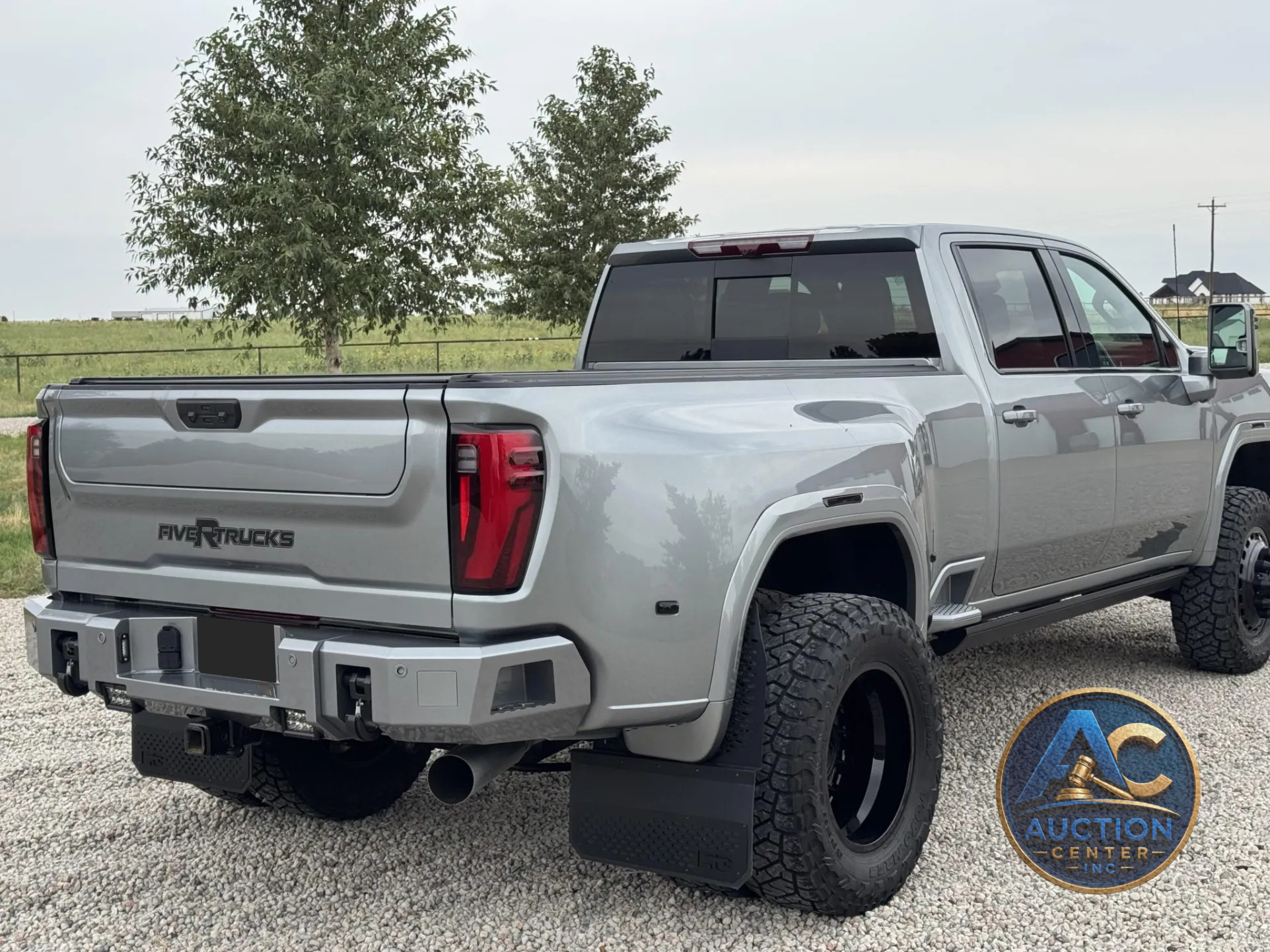 2024 GMC Sierra 3500HD Denali Ultimate Crew Cab Duallн