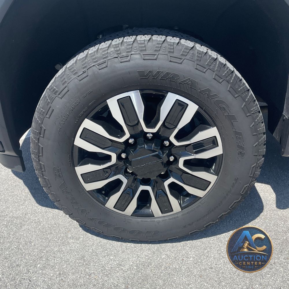 2024 GMC Sierra 3500HD Denali Ultimate
