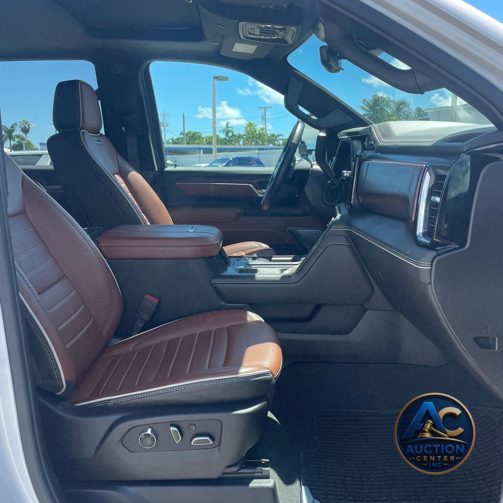2024 GMC Sierra 3500HD Denali Ultimate