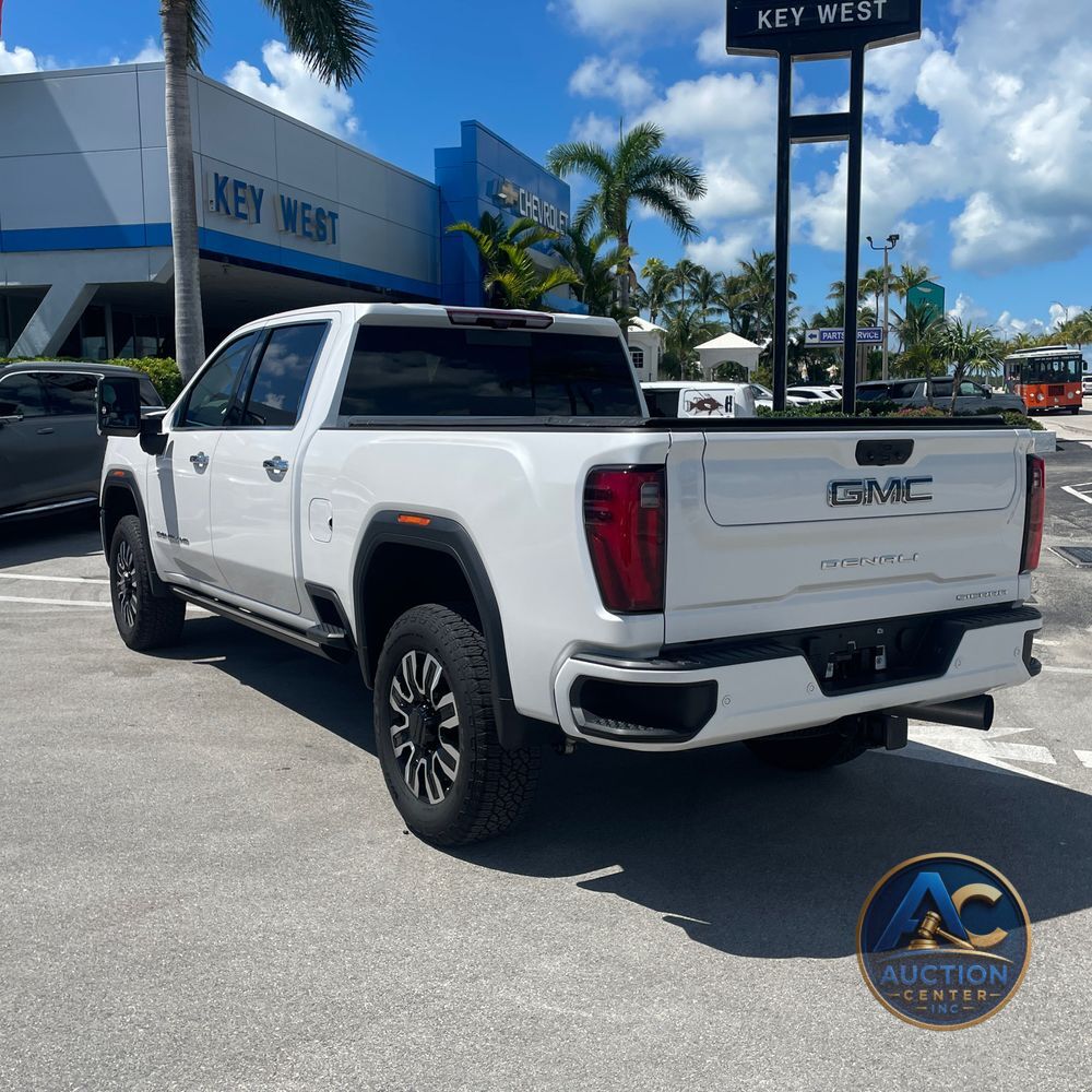 2024 GMC Sierra 3500HD Denali Ultimate