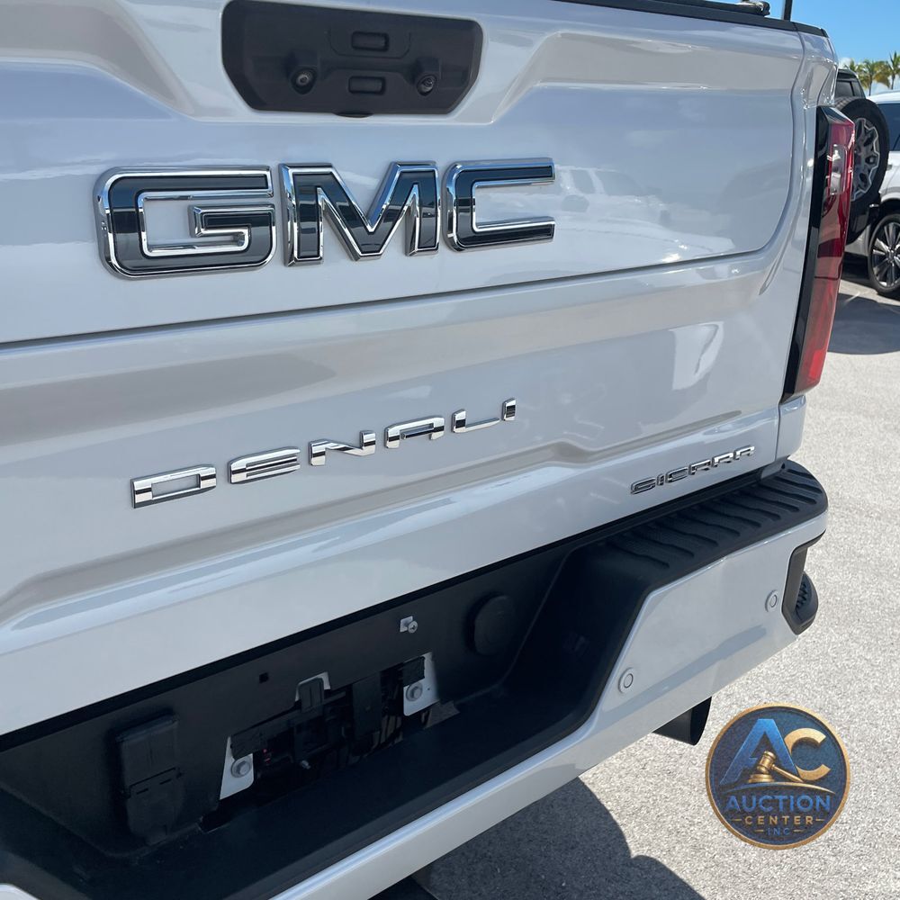 2024 GMC Sierra 3500HD Denali Ultimate