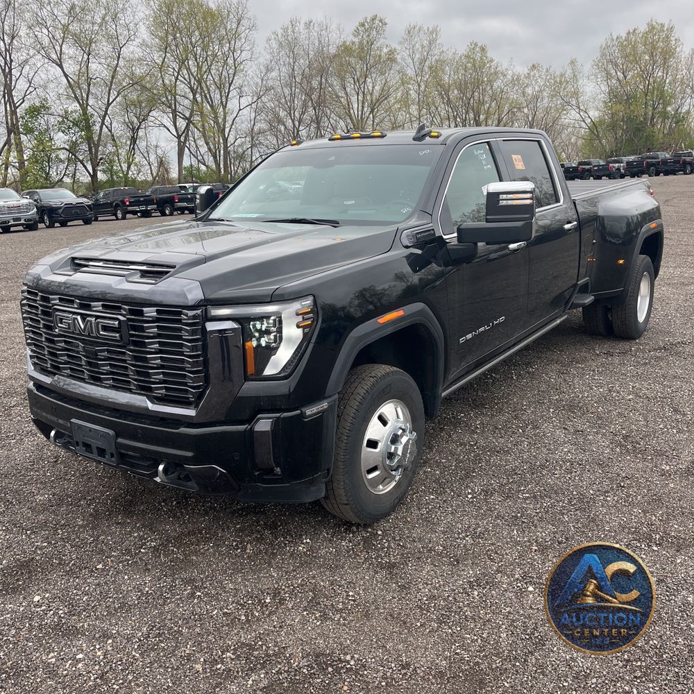 2024 GMC Sierra 3500 Denali Ultimate