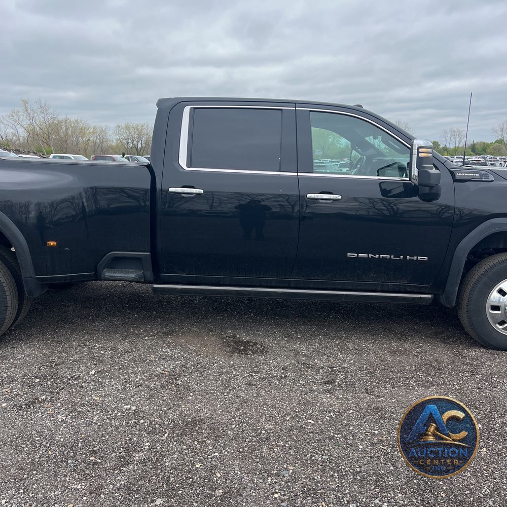 2024 GMC Sierra 3500 Denali Ultimate